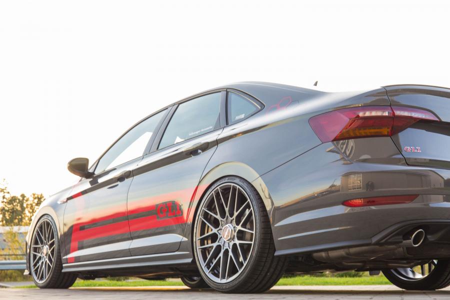 Volkswagen Jetta GLI by H&R Special Springs 2019 года  (фото 4 из 5)